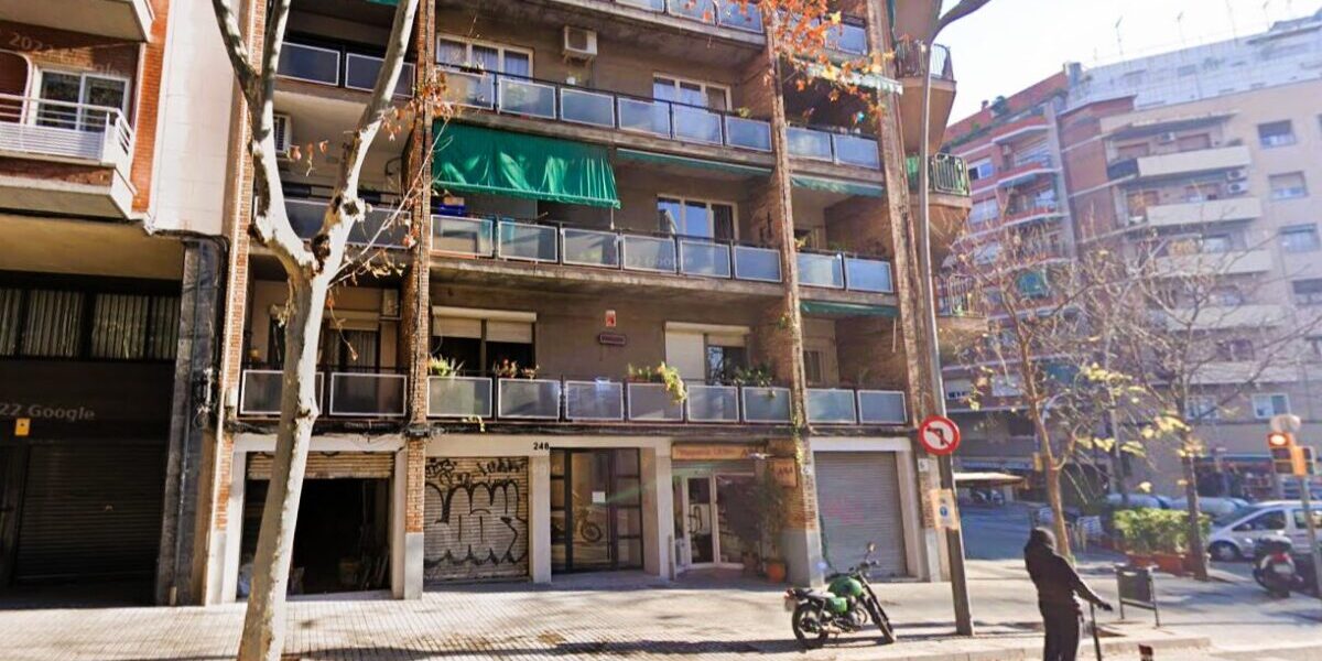 germanes Barcelona suïcidar imminent desnonament ajuda